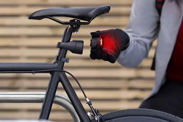Curve Bike Tracker: Mehr Sicherheit auf dem Fahrrad dank neustem GPS Tracker 3