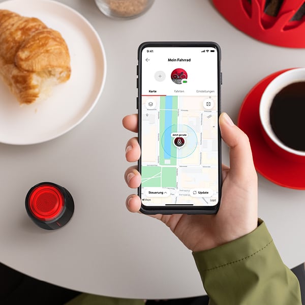 Curve Bike Tracker: Mehr Sicherheit auf dem Fahrrad dank neustem GPS Tracker 4
